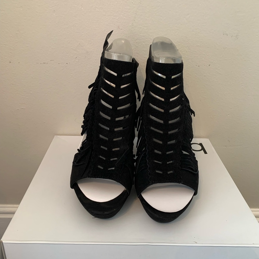 Suede Fringe Platform Sandals - Picture 2 of 4